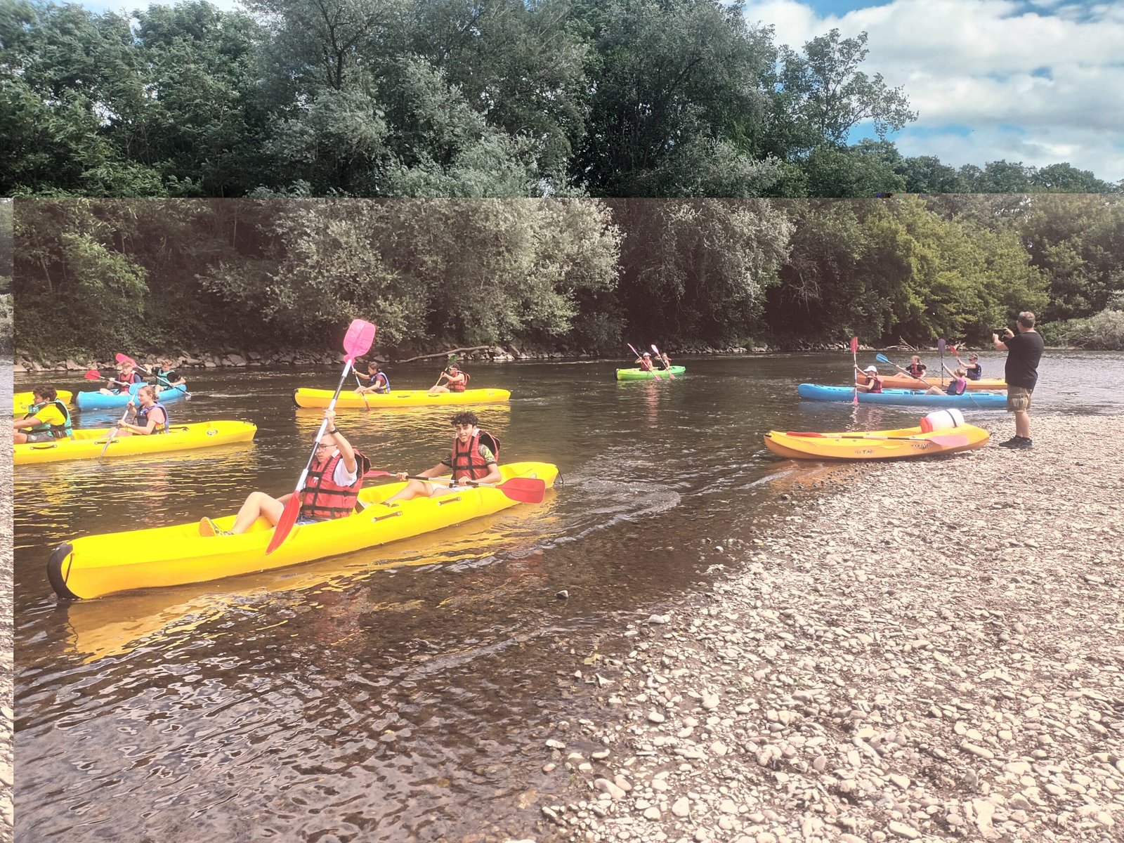 randonnée canoe sur l allier vichy aventure activité activité en famille seminaire groupes enterrement de vie de garçon